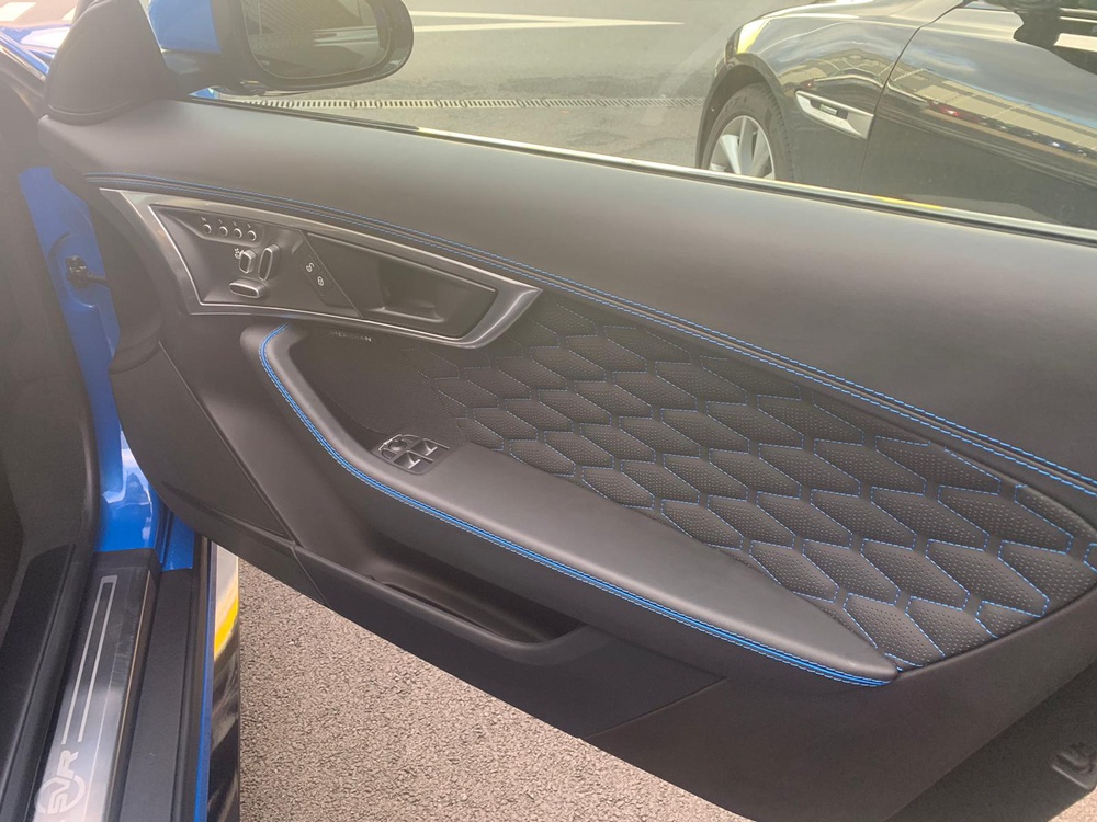 Jaguar F-type - Coupe (facelift 2017) SVR 5.0 V8 (575 Hp) AWD Automatic | Guycrossman | LoveCarReviews