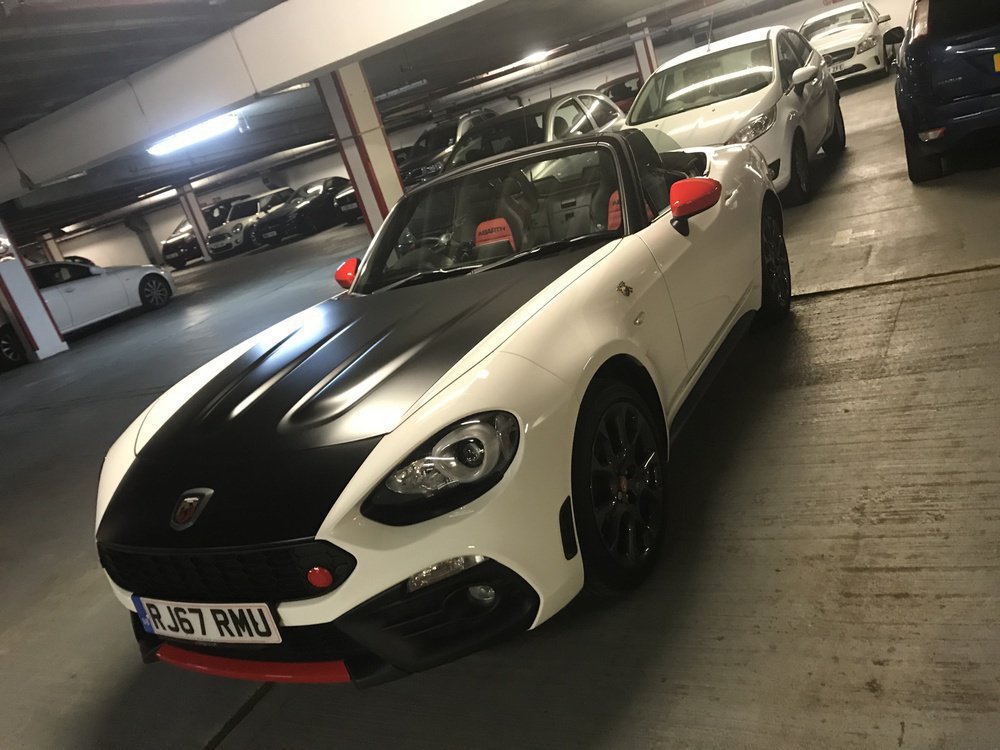 Abarth 124 Spider - GT (2018) 1.4 MultiAir (170 Hp) | Sassyray | LoveCarReviews